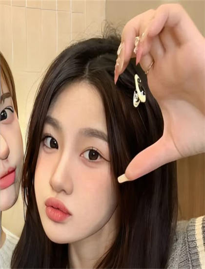 《自杀房间》服装道具最新解析：时代还原与细节设计评价，4K超清