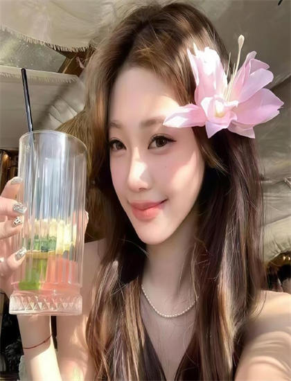 冒险片观影指南：《W谋杀案》的文化内涵与社会意义 ——深入探索冒险片的艺术世界